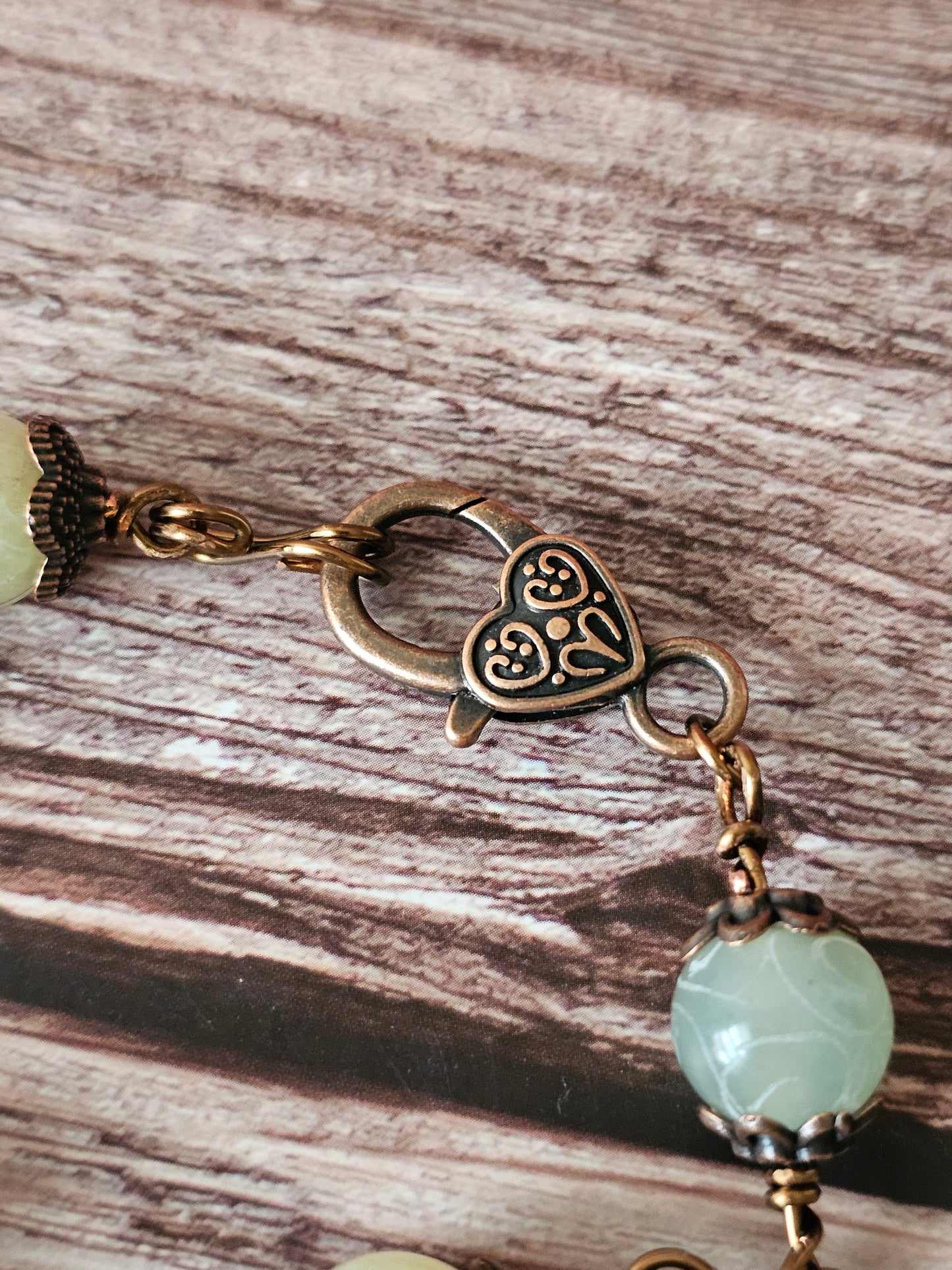 New Artisan Antique Copper Wire Wrap Bracelet W/Green & Cream Scrolled Agate Beads