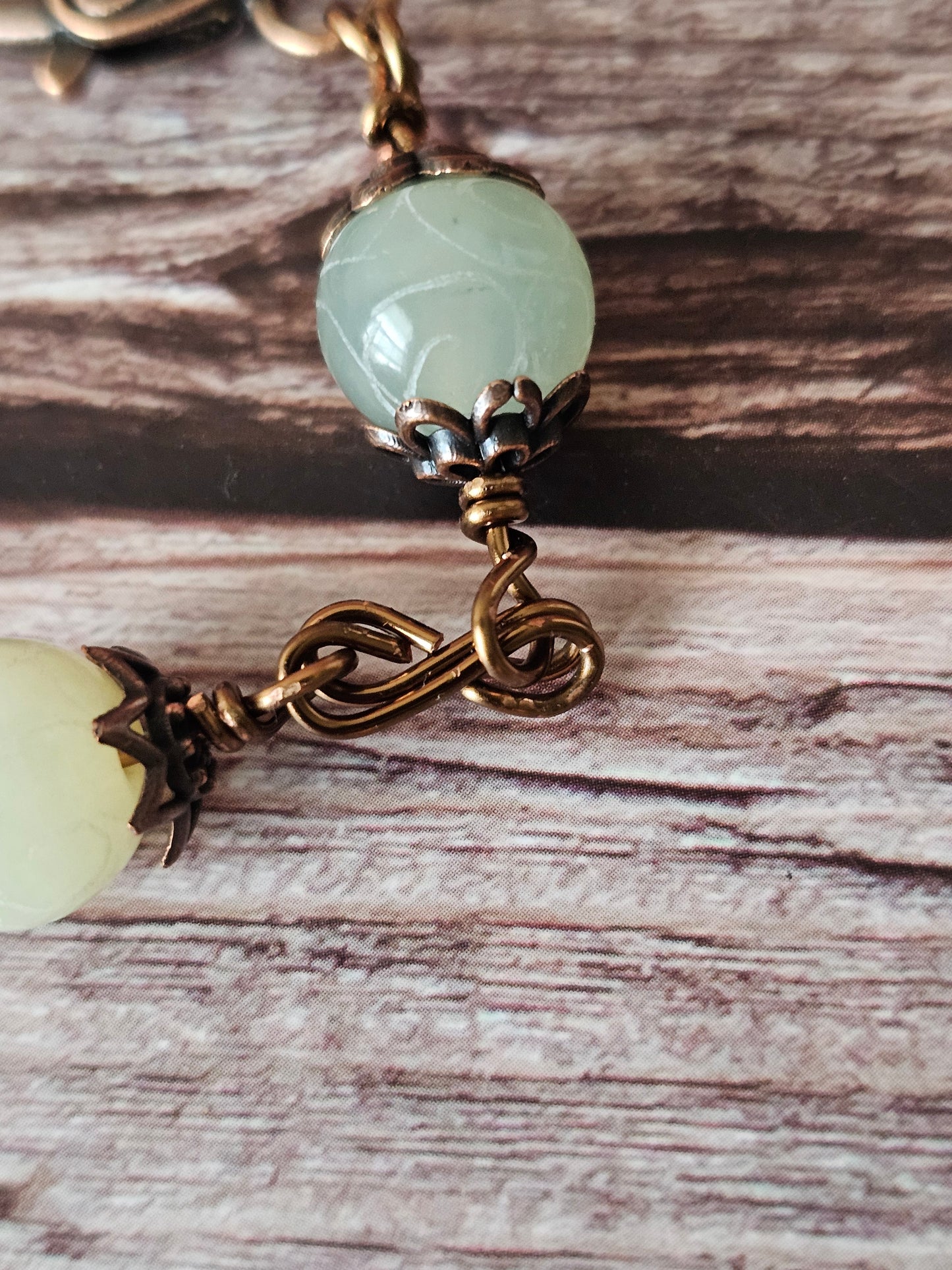 New Artisan Antique Copper Wire Wrap Bracelet W/Green & Cream Scrolled Agate Beads