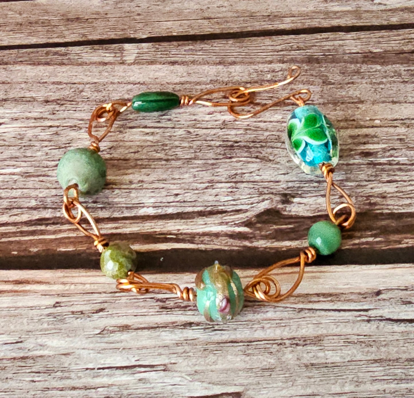 New Artisan Copper Wire & Green Glass Floral Bead Bracelet Wire Wrap 8.25"