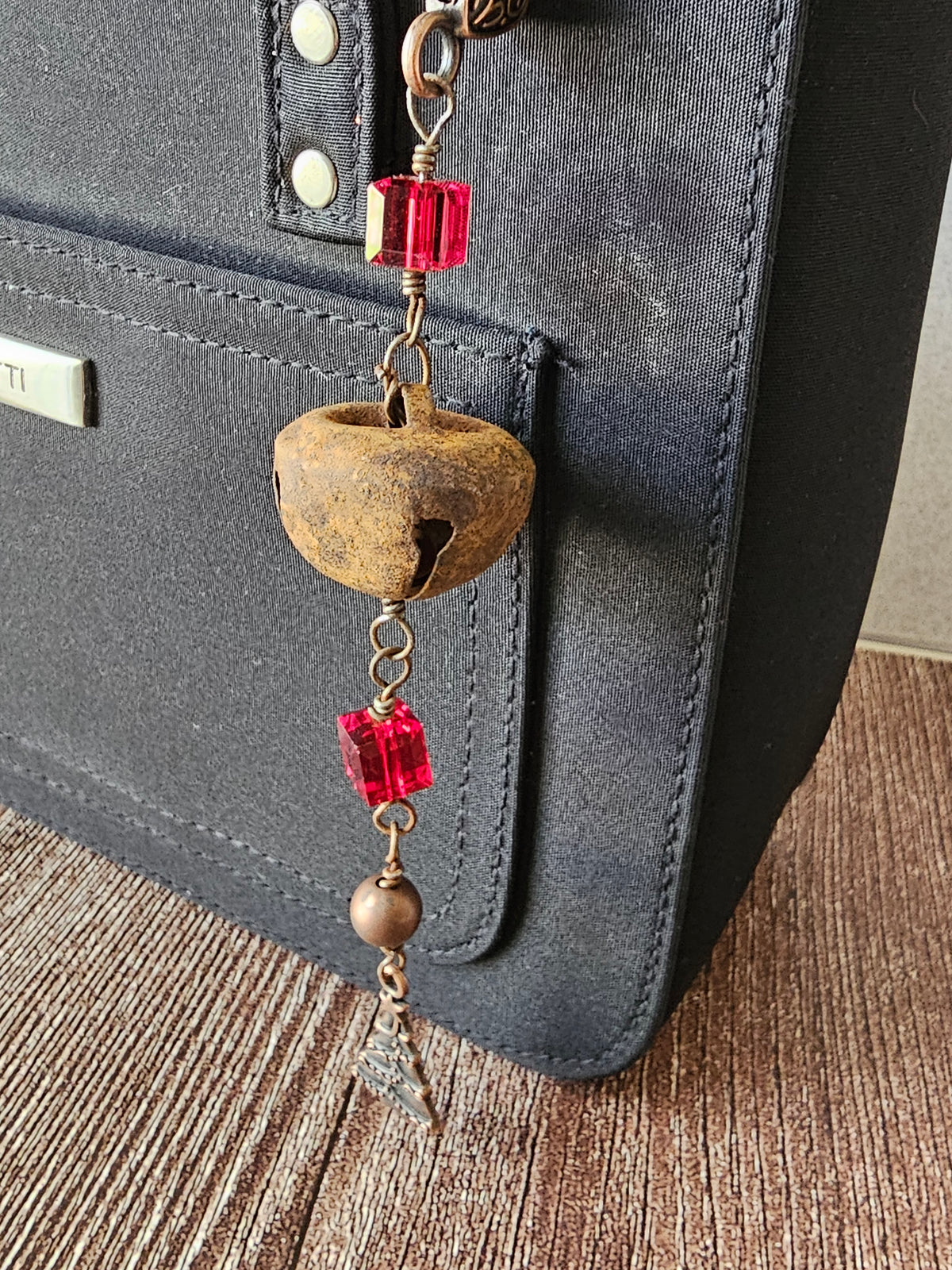 Bronze Copper Christmas Purse Chain Keychain W/Red Crystal Beads 5.5"